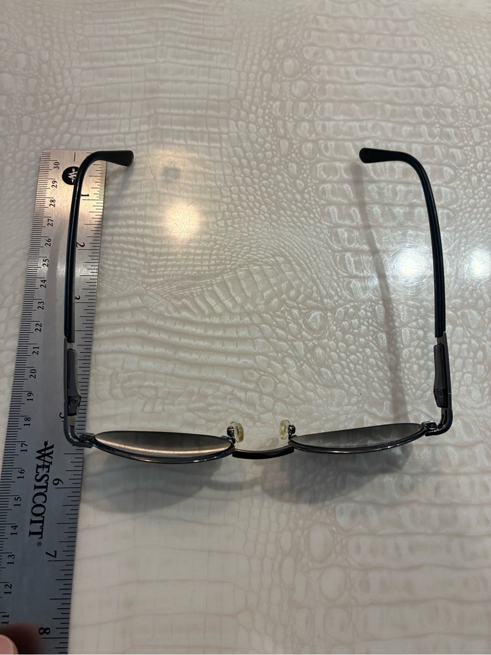 Gucci Black Metal Frame Sunglasses - Picture 12 of 13